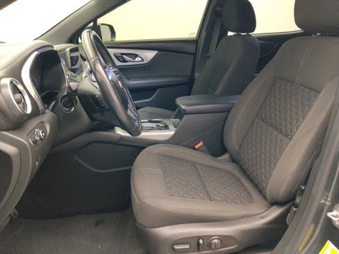 Used 2019 Chevrolet Blazer LT FWD image 17