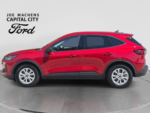 Used 2025 Ford Escape Active FWD image 8