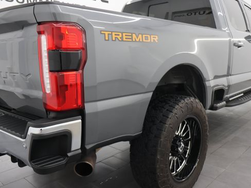 Used 2024 Ford F350 Lariat w/ Tremor Off-Road Package AWD/4WD image 30
