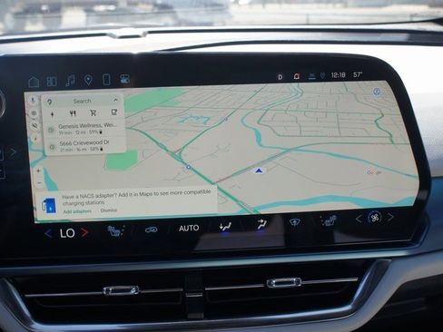 Used 2025 Chevrolet Equinox EV LT w/ Convenience Package image 6