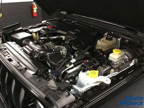 Used 2020 Jeep Wrangler Unlimited Sport AWD/4WD image 45