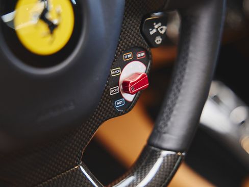 Used 2014 Ferrari F12 Berlinetta RWD image 25