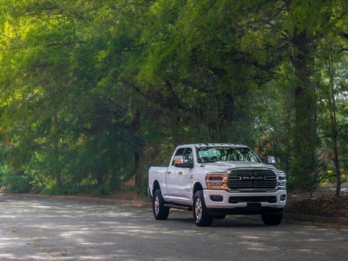 Used 2023 RAM 2500 Laramie AWD/4WD image 37