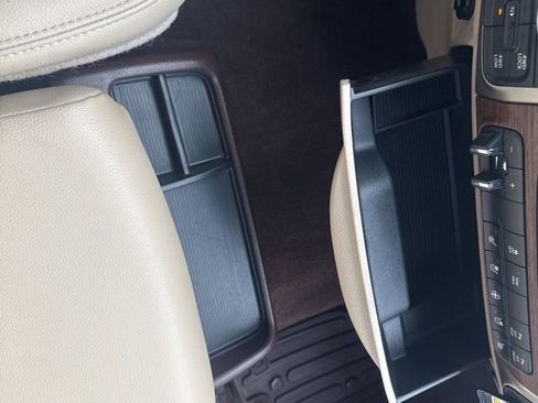 Used 2015 RAM 1500 Laramie w/ Convenience Group image 20