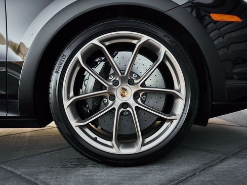 Used 2023 Porsche Cayenne Turbo GT image 28