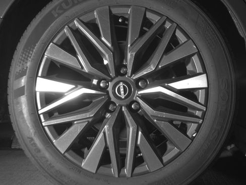 Used 2025 Nissan Altima 2.5 SV image 15