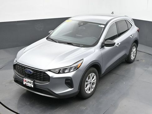 Used 2024 Ford Escape Active AWD/4WD image 40
