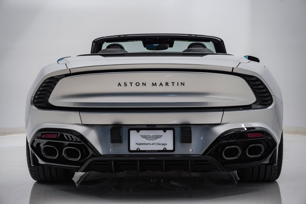 Used 2026 Aston Martin Vanquish Convertible RWD image 9