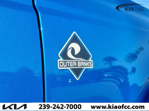 Used 2024 Ford Bronco Outer Banks AWD/4WD image 10