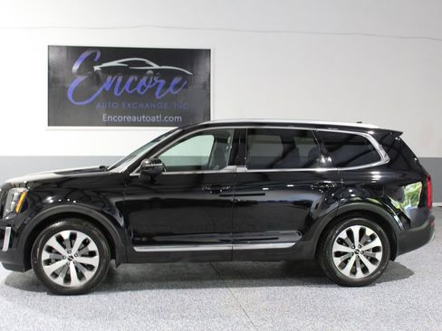 Used 2022 Kia Telluride EX w/ EX Premium Package FWD image 6