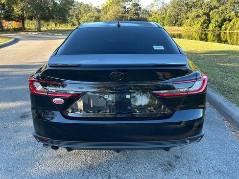 Certified 2025 Toyota Camry SE image 4