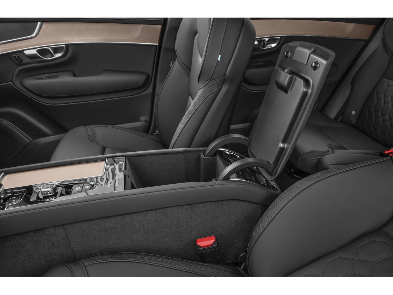 Used 2026 Volvo XC90 B6 Plus AWD/4WD image 9