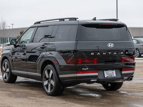 Certified 2025 Hyundai Santa Fe Limited image 5