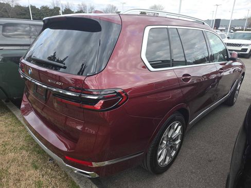 Used 2024 BMW X7 xDrive40i w/ Parking Assistance Package image 5
