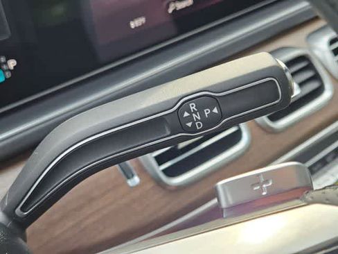Used 2026 Mercedes-Benz GLE 450 4MATIC image 35