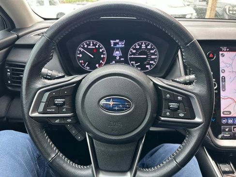 Used 2022 Subaru Outback Premium image 19