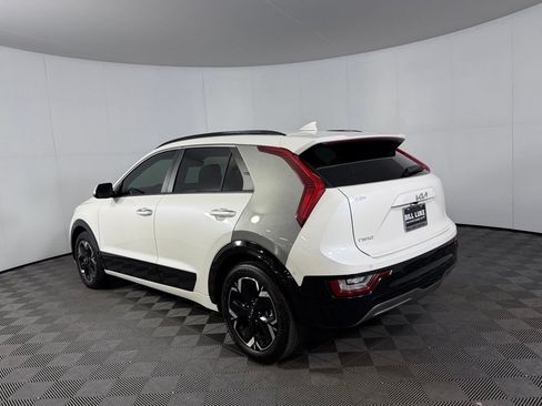 Used 2023 Kia Niro Wave FWD image 9