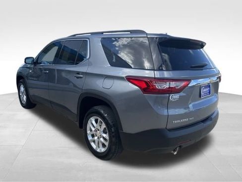 Used 2021 Chevrolet Traverse LT image 8