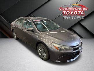Used 2015 Toyota Camry SE image 1