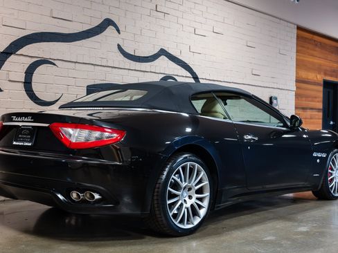 Used 2014 Maserati GranTurismo Convertible image 8