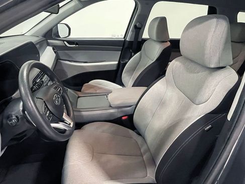 Used 2021 Hyundai Palisade SE image 3