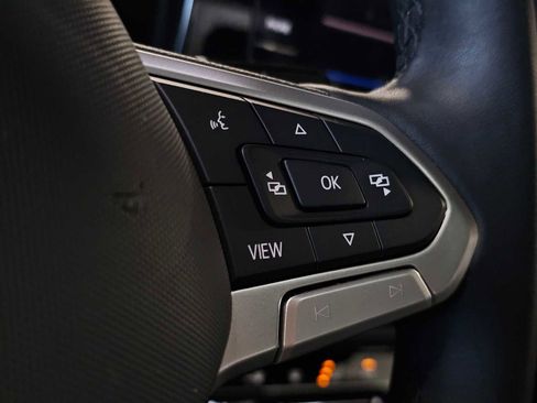 Certified 2025 Volkswagen Jetta SE image 27