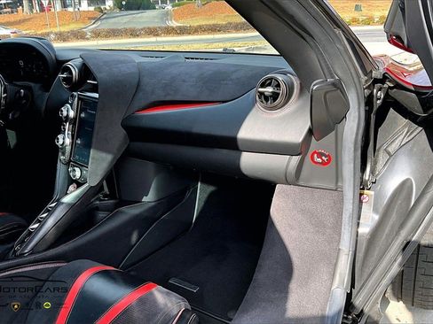 Used 2022 McLaren 720S Luxury image 15