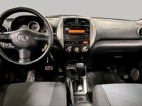 Used 2005 Toyota RAV4 4WD image 15