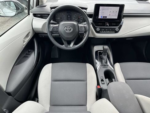 Used 2023 Toyota Corolla LE w/ Carpet Mat Package (TMS) FWD image 35
