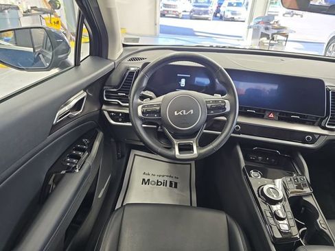 Certified 2023 Kia Sportage EX image 12