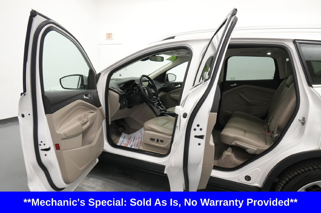 Used 2014 Ford Escape Titanium w/ Equipment Group 401A AWD/4WD image 20