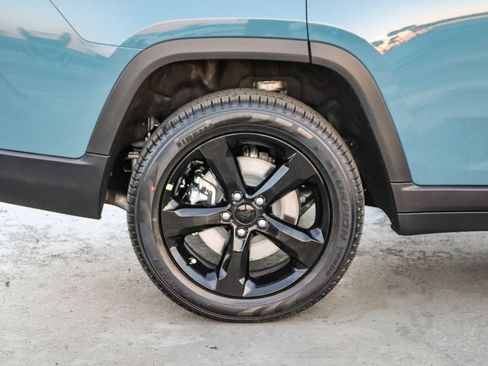 New 2026 Jeep Grand Cherokee L Limited w/ Limited Altitude Package AWD/4WD image 12