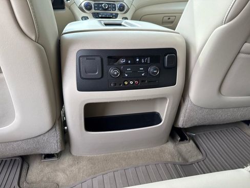 Used 2015 GMC Yukon XL Denali w/ Touring Package image 23