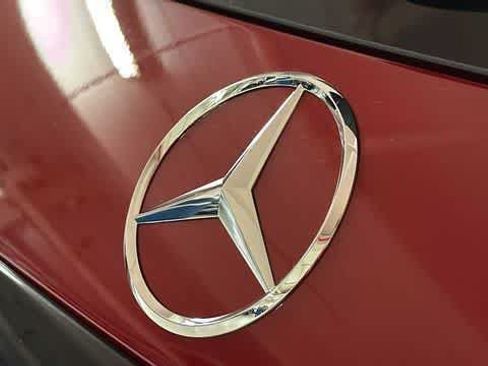 Certified 2026 Mercedes-Benz GLC 300 4MATIC image 8