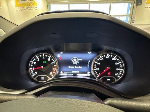 Used 2023 Jeep Renegade Latitude image 27