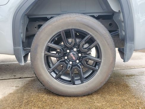Used 2024 GMC Sierra 1500 Elevation RWD image 7