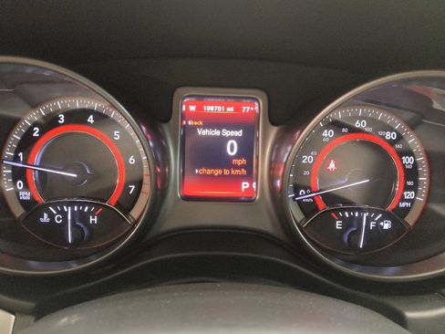 Used 2020 Dodge Journey Crossroad FWD image 23