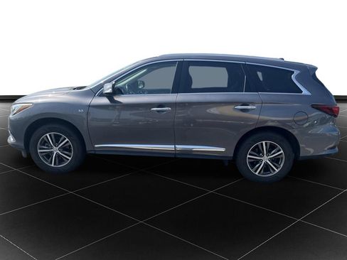 Used 2017 INFINITI QX60 Luxe w/ Premium Package AWD/4WD image 2