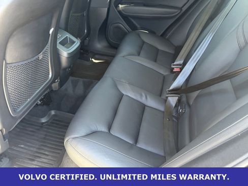 Certified 2023 Volvo XC60 B5 Plus w/ Climate Package image 31