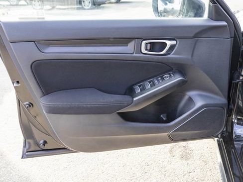 Used 2023 Honda Civic Sport image 12