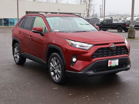 Used 2025 Toyota RAV4 XLE Premium w/ Weather Package image 11