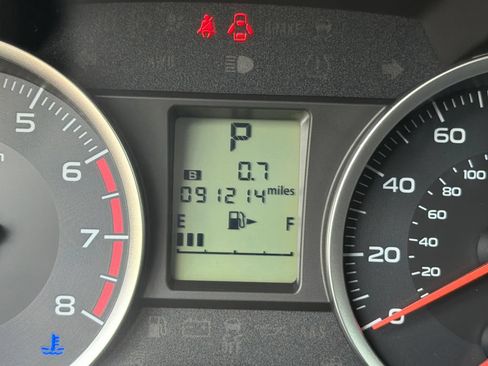 Used 2014 Subaru Forester 2.5i AWD/4WD image 27