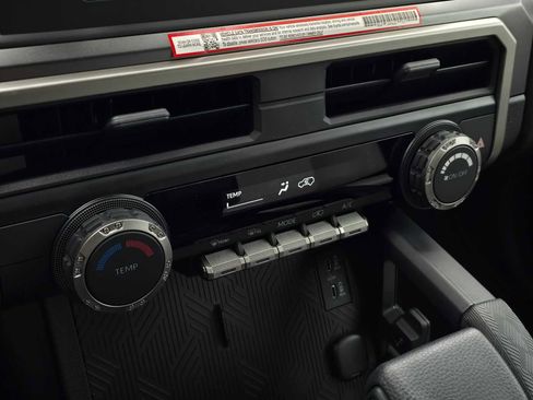 Certified 2025 Toyota 4Runner SR5 image 25