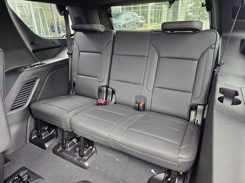 New 2026 Chevrolet Tahoe High Country image 18