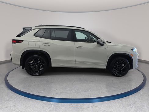 New 2026 Volkswagen Tiguan SE R-Line AWD/4WD image 4