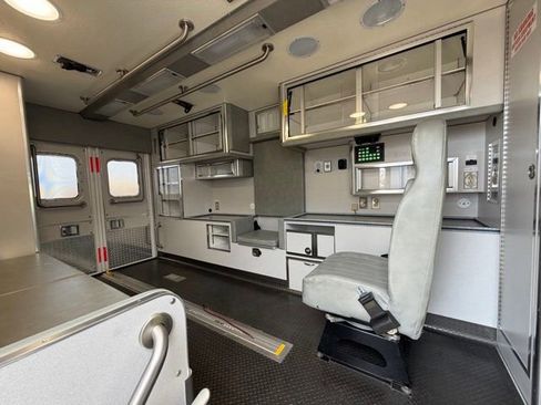 New 2026 Ford E-450 and Econoline 450 Super Duty w/ Ambulance Prep Package RWD image 12