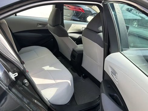 Used 2021 Toyota Corolla LE FWD image 25