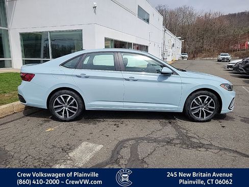 New 2026 Volkswagen Jetta SE FWD image 33