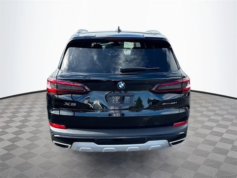 Used 2022 BMW X5 xDrive40i w/ Premium Package image 7