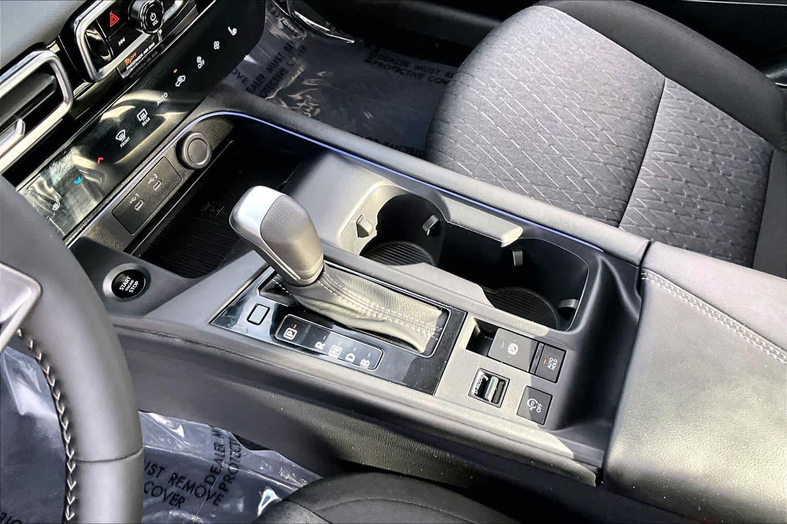 Used 2026 Nissan Sentra SV w/ SV Convenience Package FWD image 16